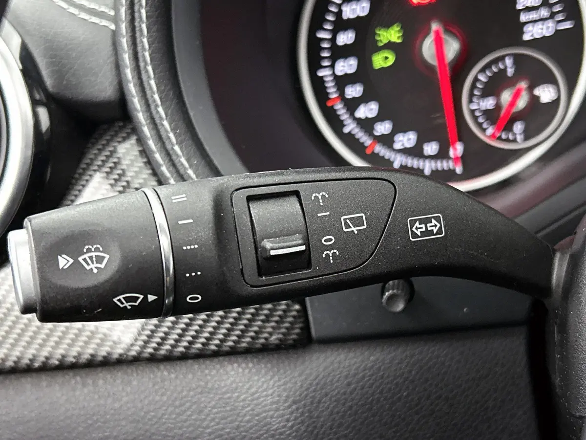 180 | Automaat | Panoramadak | Cruise Control | Lichtmetalen Velgen |