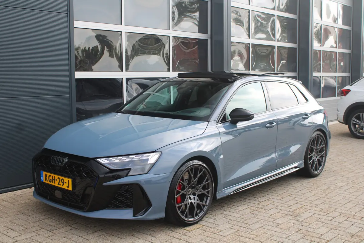 2.5 TFSI Quattro | Pano | Sonos | HUD | ACC