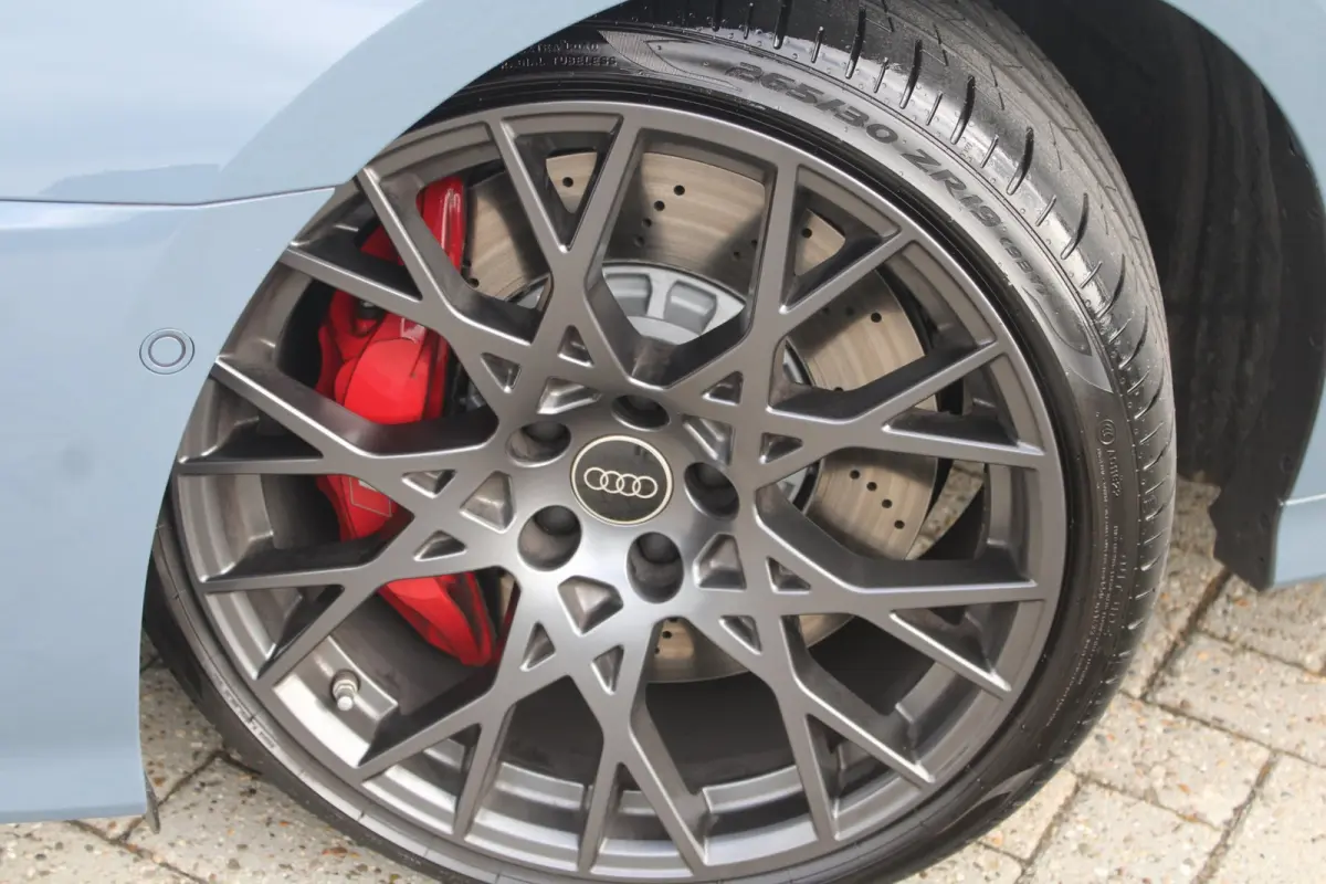 2.5 TFSI Quattro | Pano | Sonos | HUD | ACC