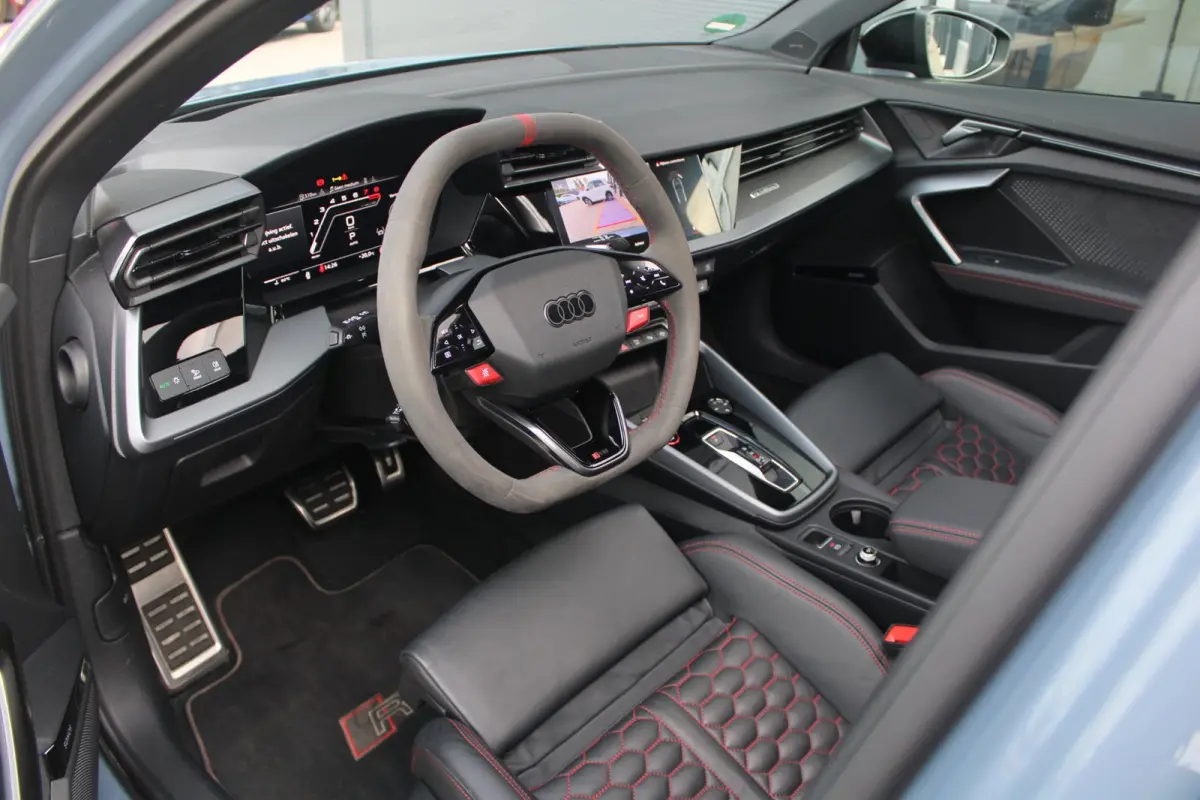 2.5 TFSI Quattro | Pano | Sonos | HUD | ACC
