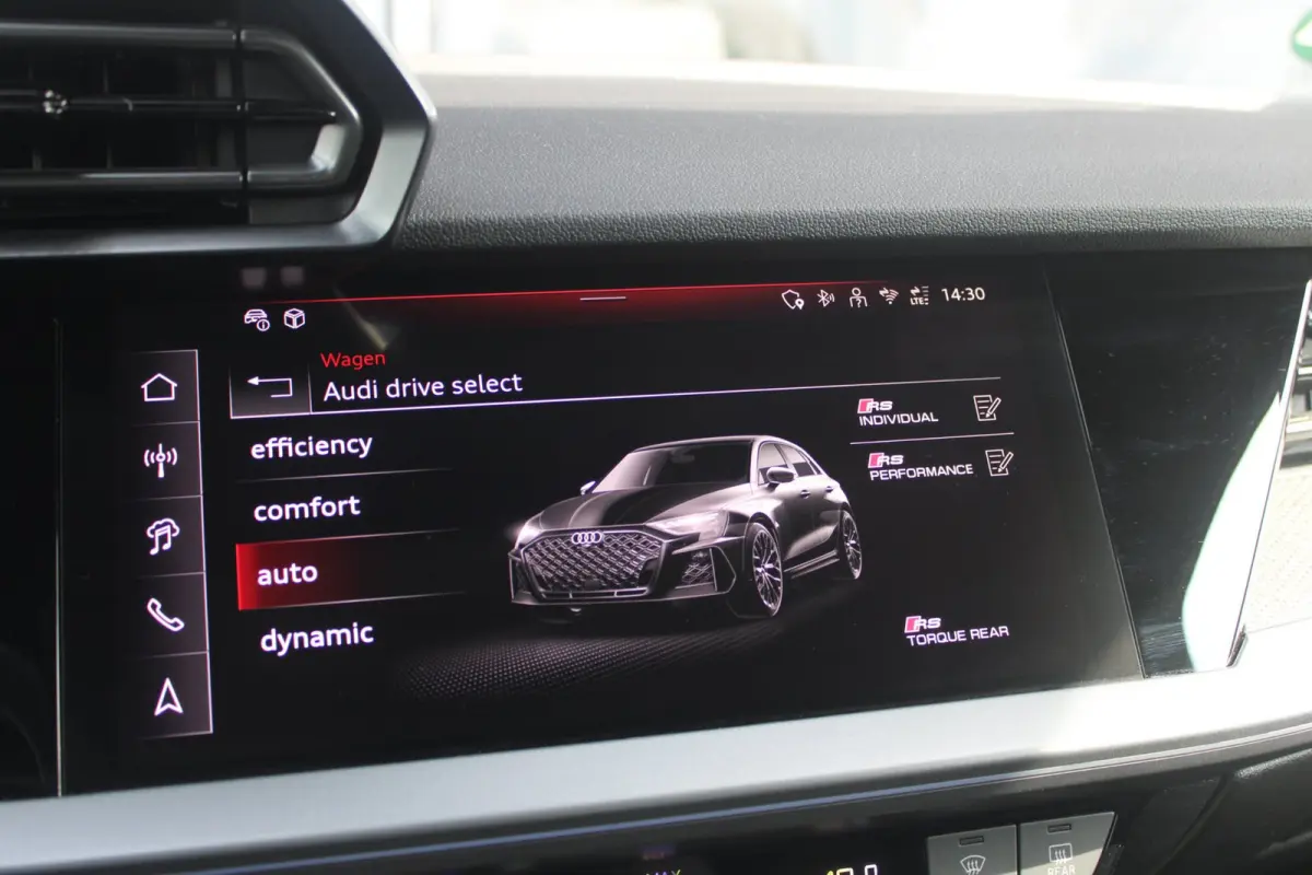 2.5 TFSI Quattro | Pano | Sonos | HUD | ACC