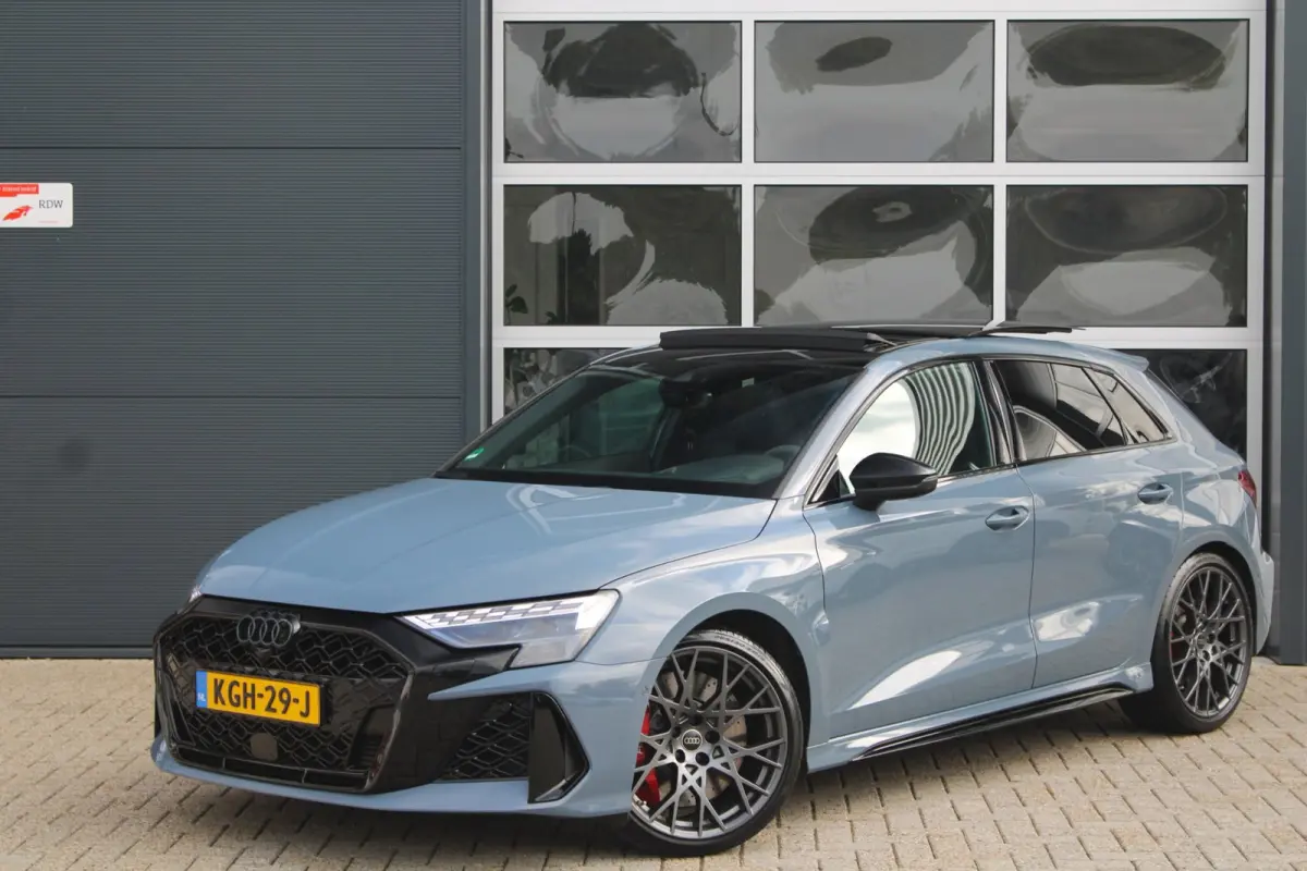 2.5 TFSI Quattro | Pano | Sonos | HUD | ACC