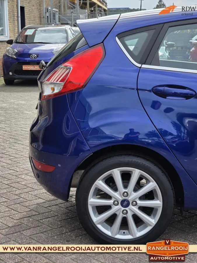 1.0 EcoBoost Titanium, clima, cruise, voorruitverw, pdc v+a, 16" lmv