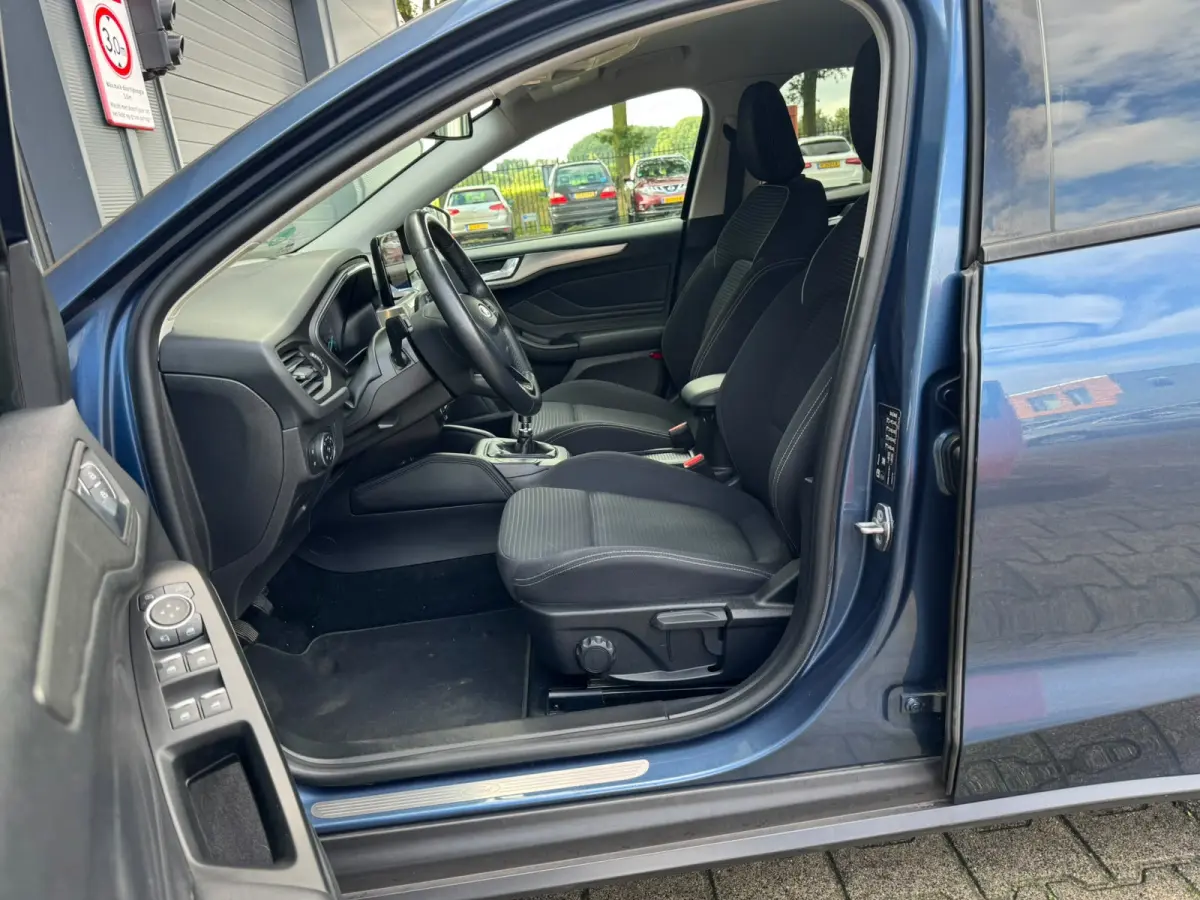 1.5 EcoBoost Titanium Business / NAP !! / 2de EIGENAAR / DEALER ONDERHOUDEN / AFN. TREKHAAK / WINTER + DESIGN PAKKET !