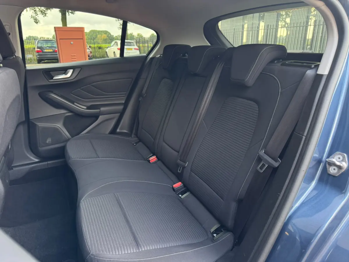 1.5 EcoBoost Titanium Business / NAP !! / 2de EIGENAAR / DEALER ONDERHOUDEN / AFN. TREKHAAK / WINTER + DESIGN PAKKET !