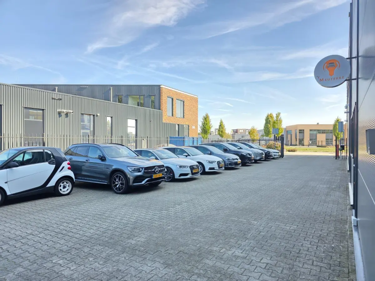 1.5 EcoBoost Titanium Business / NAP !! / 2de EIGENAAR / DEALER ONDERHOUDEN / AFN. TREKHAAK / WINTER + DESIGN PAKKET !