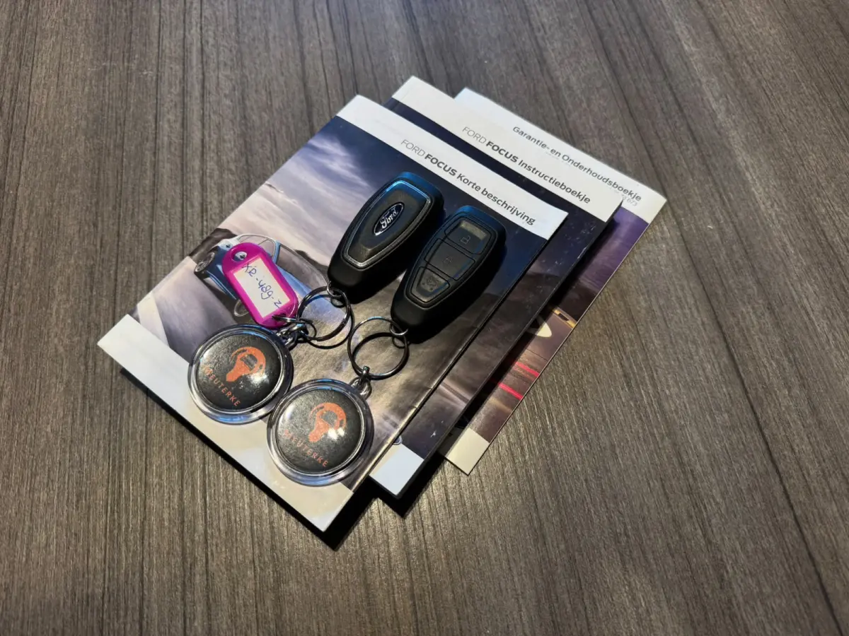 1.5 EcoBoost Titanium Business / NAP !! / 2de EIGENAAR / DEALER ONDERHOUDEN / AFN. TREKHAAK / WINTER + DESIGN PAKKET !