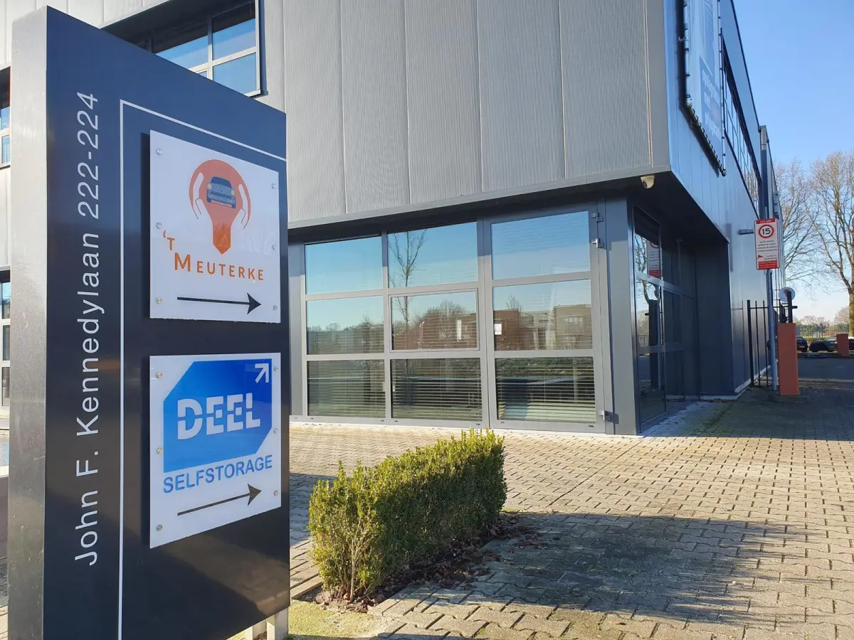 1.5 EcoBoost Titanium Business / NAP !! / 2de EIGENAAR / DEALER ONDERHOUDEN / AFN. TREKHAAK / WINTER + DESIGN PAKKET !