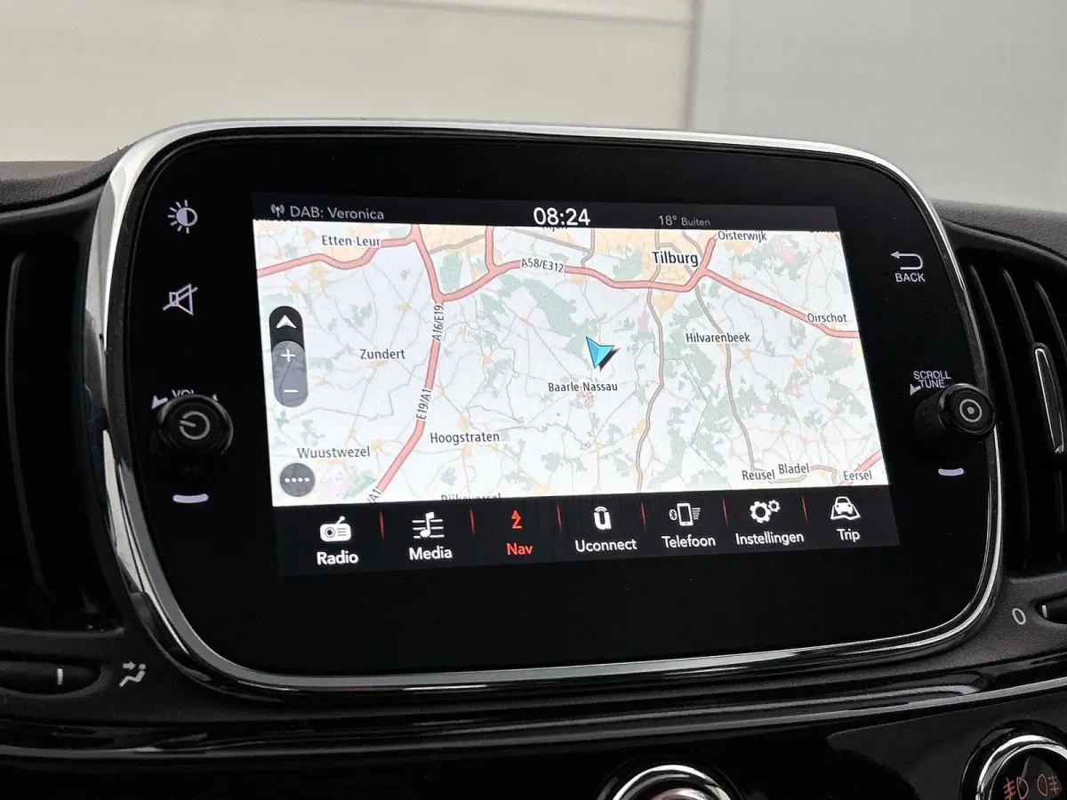 0.9 TwinAir Turbo Lounge | Panoramadak | Cruise Control | Navigatie | Lichtmetalen Velgen |