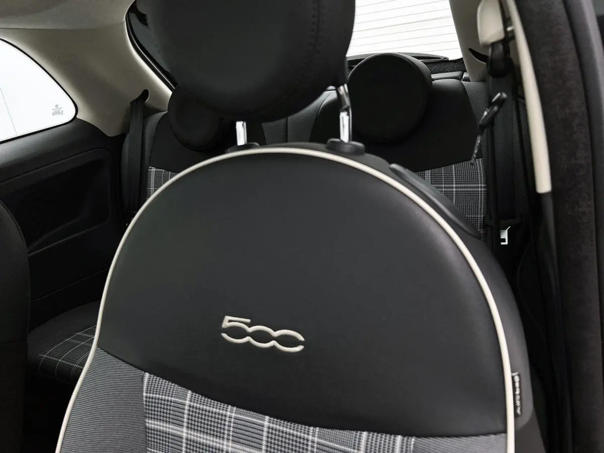 0.9 TwinAir Turbo Lounge | Panoramadak | Cruise Control | Navigatie | Lichtmetalen Velgen |