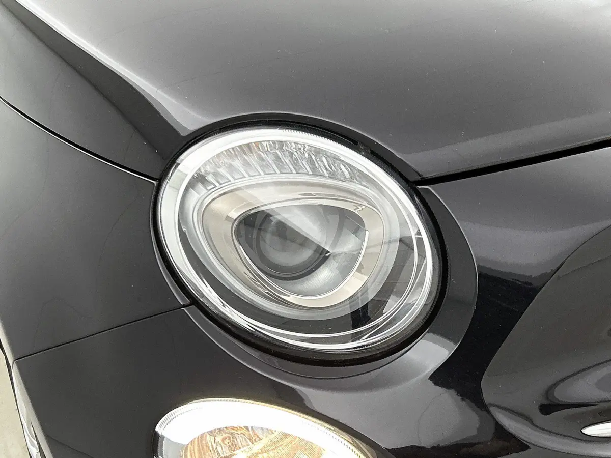 0.9 TwinAir Turbo Lounge | Panoramadak | Cruise Control | Navigatie | Lichtmetalen Velgen |