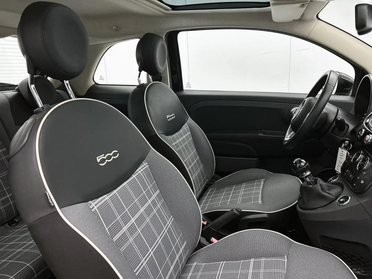 0.9 TwinAir Turbo Lounge | Panoramadak | Cruise Control | Navigatie | Lichtmetalen Velgen |