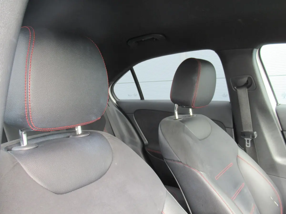 180 Business Solution AMG | Virtual cockpit | Apple Carplay/Android | Camera | Donker glas