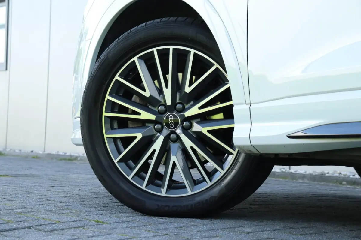45 TFSIe / 3x S-Line / 245PK / Black Optic / Automaat / Navi / Pano / Matrix LED / Keyless / Camera / Cruise / 19"!