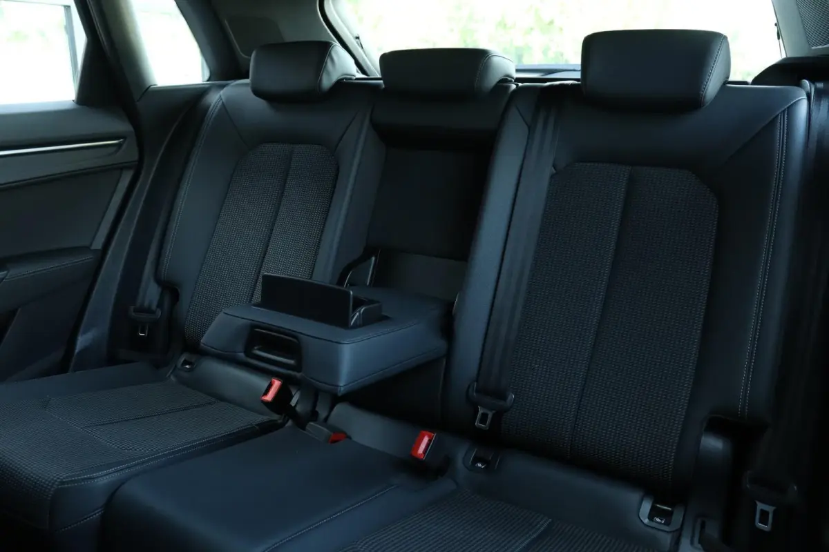 45 TFSIe / 3x S-Line / 245PK / Black Optic / Automaat / Navi / Pano / Matrix LED / Keyless / Camera / Cruise / 19"!