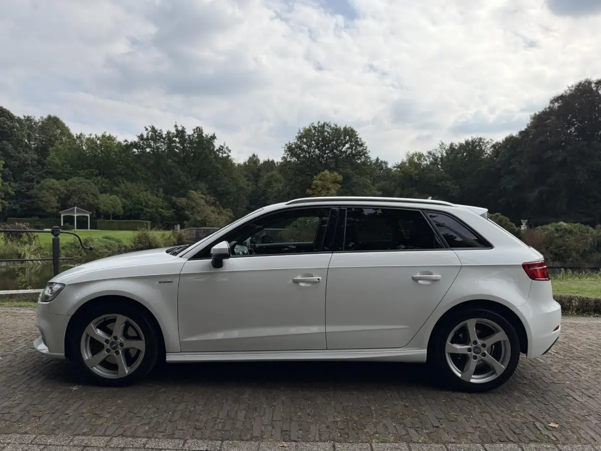 1.4 e-tron Sport | Virtual Cockpit | Adaptive |