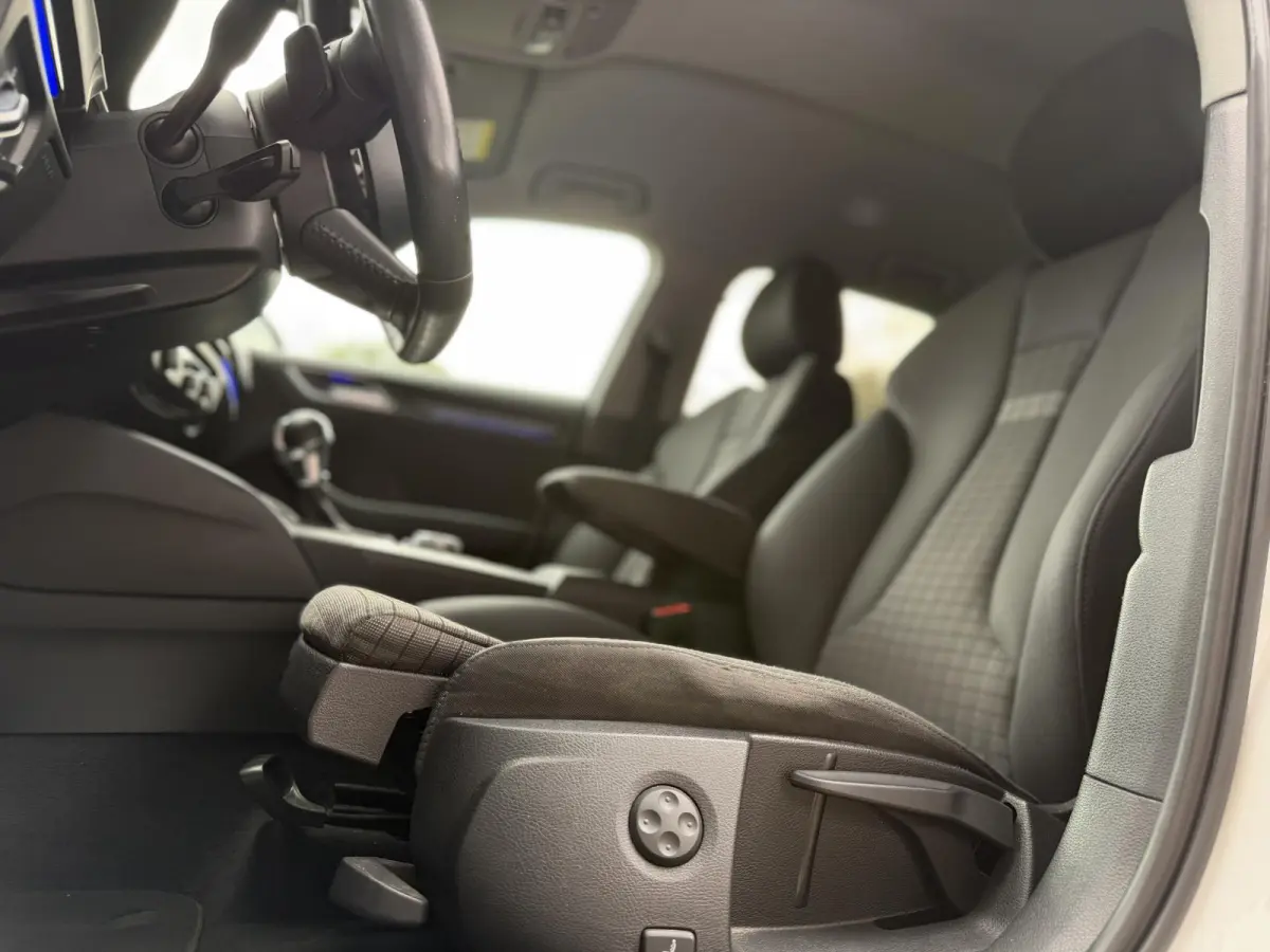 1.4 e-tron Sport | Virtual Cockpit | Adaptive |