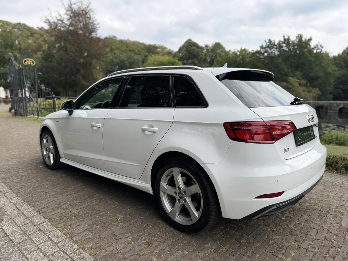 1.4 e-tron Sport | Virtual Cockpit | Adaptive |