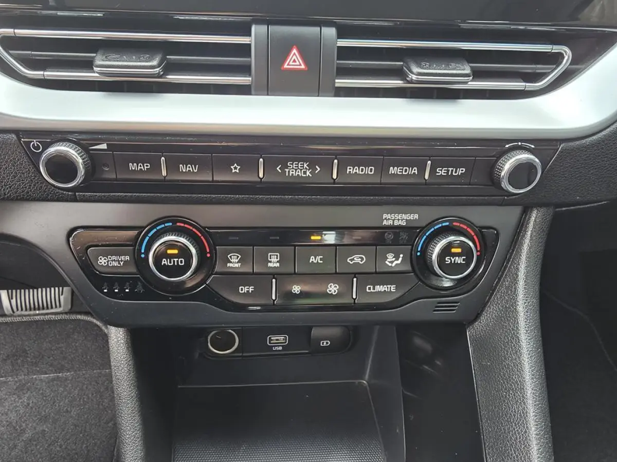 1.6 GDi Hybrid DynamicLine AUTOMAAT Clima|Camera|Adaptive Cruise|Nap!!