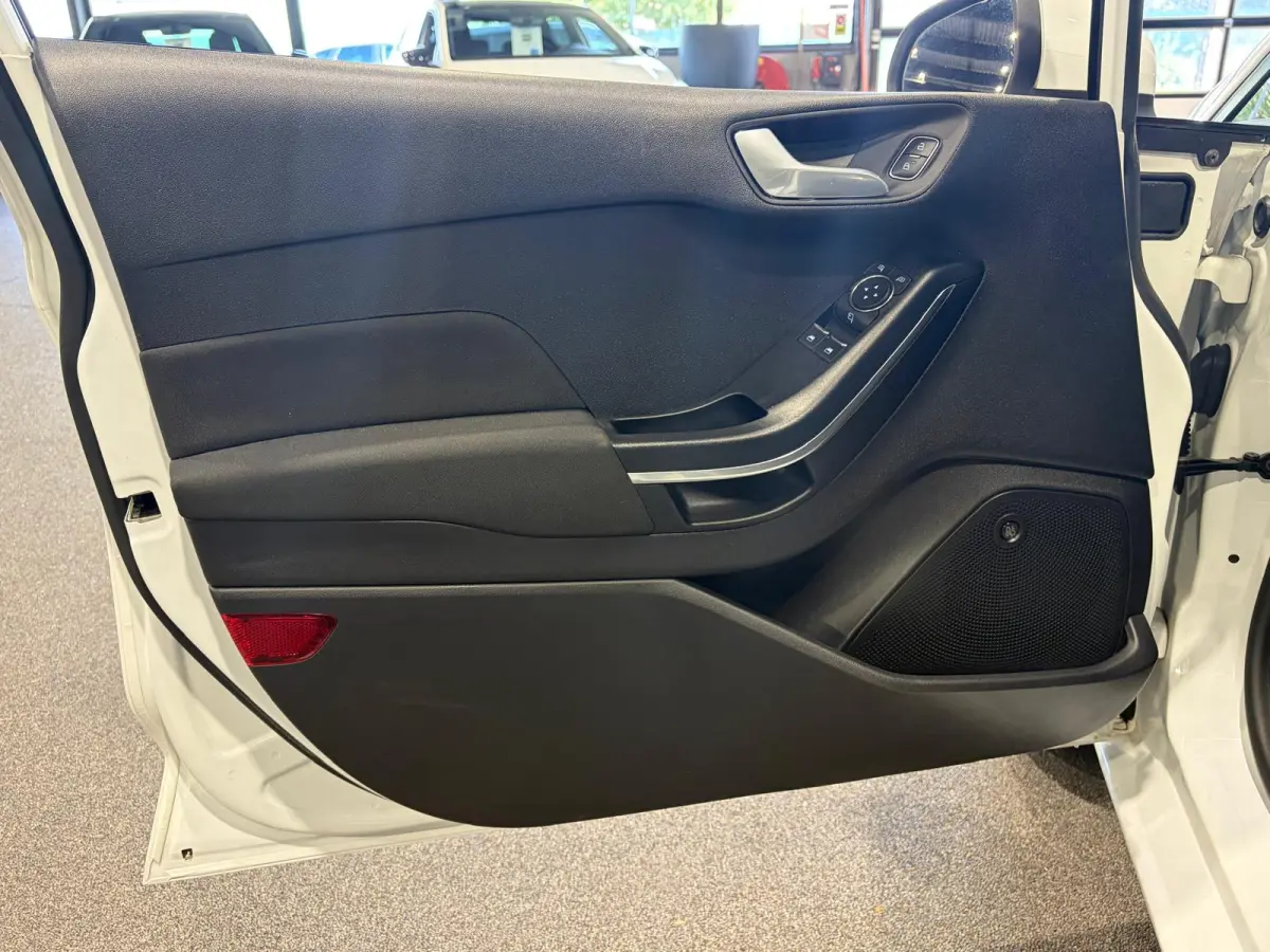 1.0 EcoBoost Titanium Camera | Airco | Cruise control adaptief