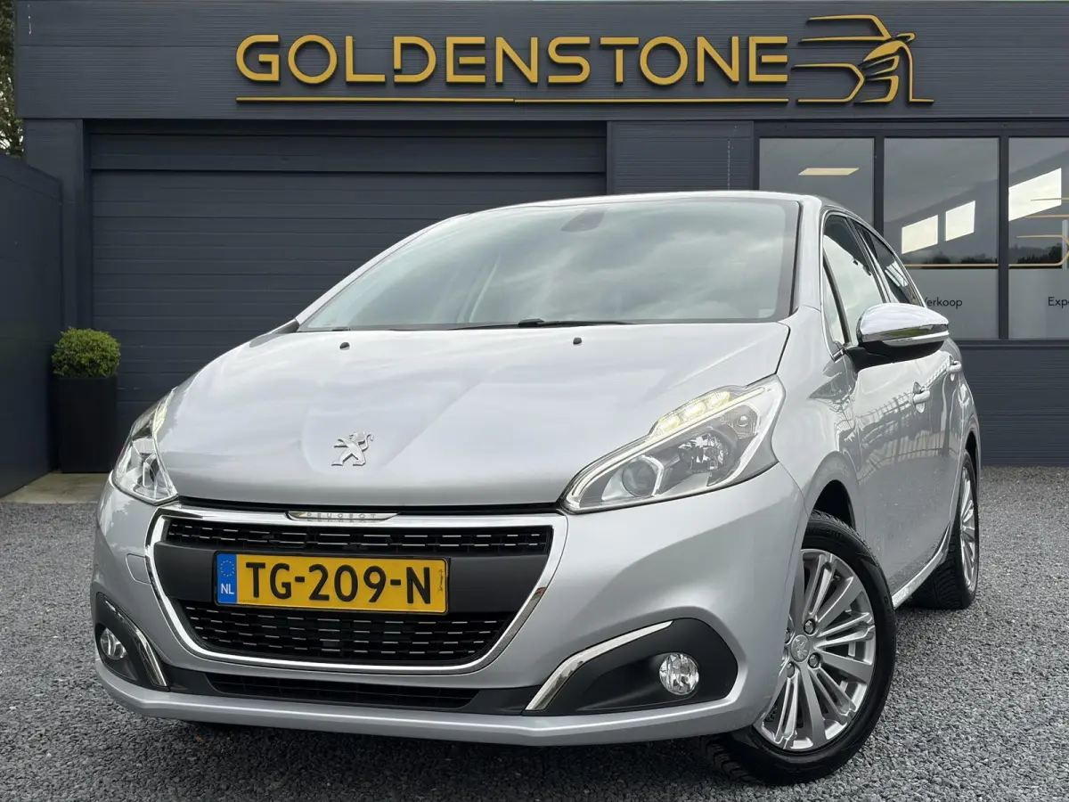 1.2 PureTech Blue Lease Executive ✓Dealer Onderhouden✓2e Eigenaar✓Navi✓Carplay✓Clima✓Cruise✓Pdc✓5 Deurs✓16'' Lm velgen✓N.A.P✓Apk tot 09-2027