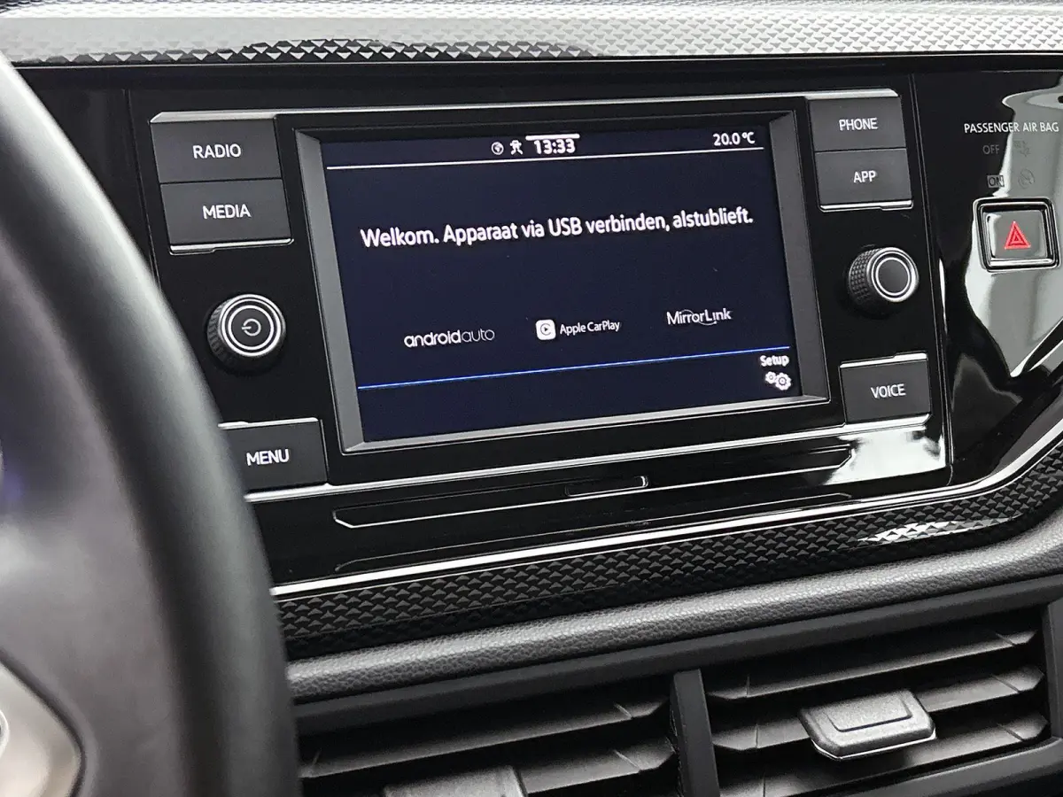1.0 TSI Life | Airconditioning | Apple Carplay / Android Auto | Cruise Control | Lichtmetalen Velgen |