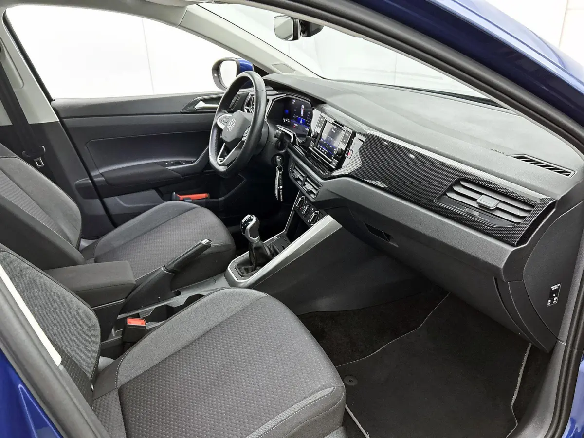 1.0 TSI Life | Airconditioning | Apple Carplay / Android Auto | Cruise Control | Lichtmetalen Velgen |