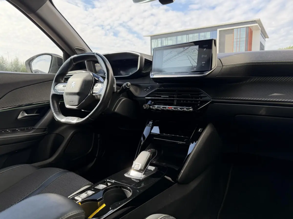 1.2 PureTech GT | Stoelverw | Camera | Keyless