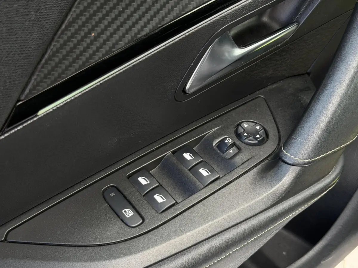 1.2 PureTech GT | Stoelverw | Camera | Keyless