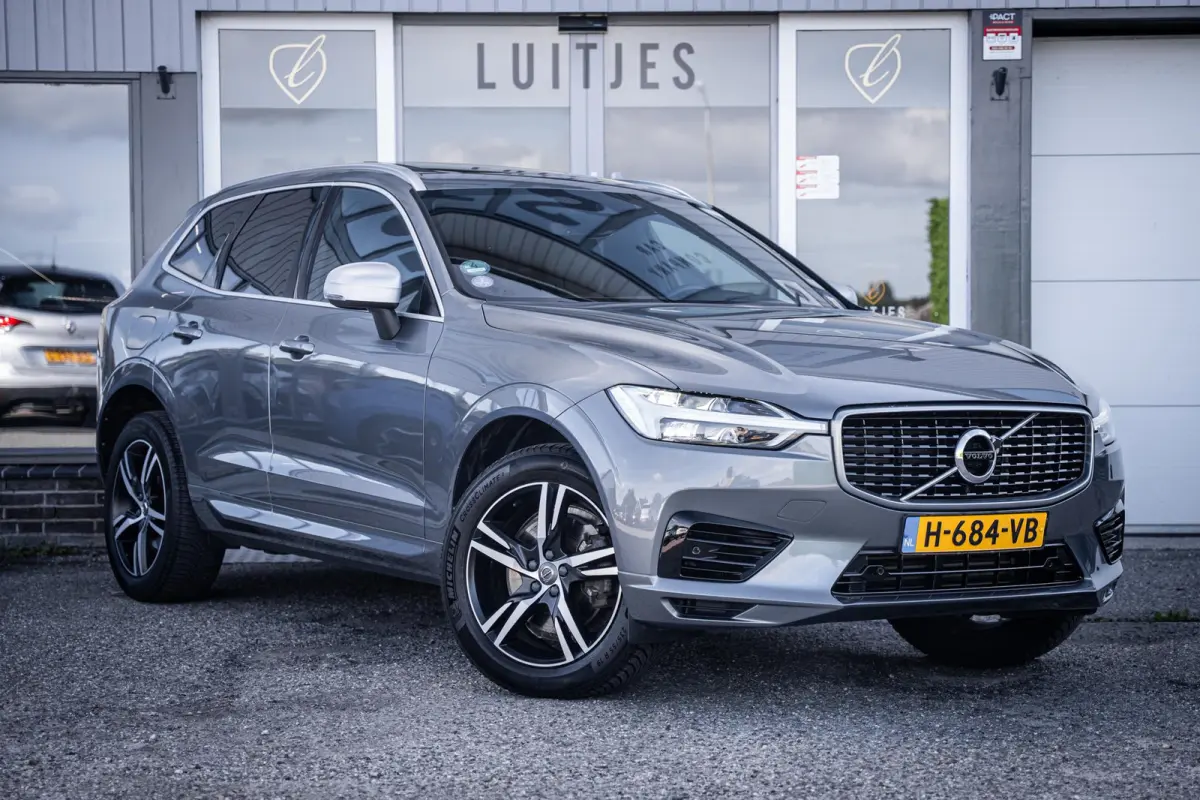 2.0 T8 407pk AWD R-Design Pano-dak|Trekhaak|ACC|HuD|Dealer-onderhouden