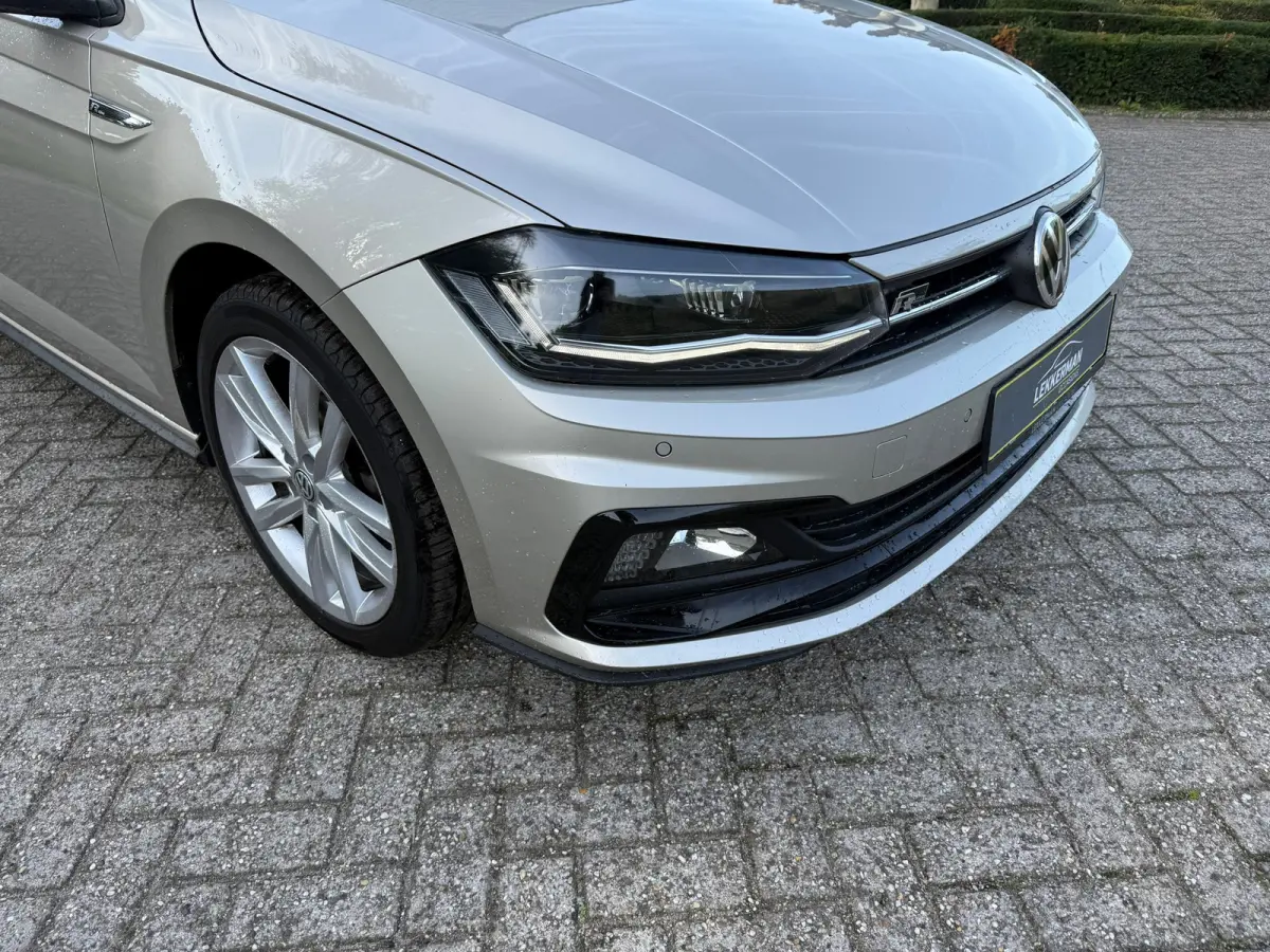 1.0 TSI R-LINE PDC I CARPLAY I CRUISE I LEER I CLIMA I 1E EIG I UNIEK