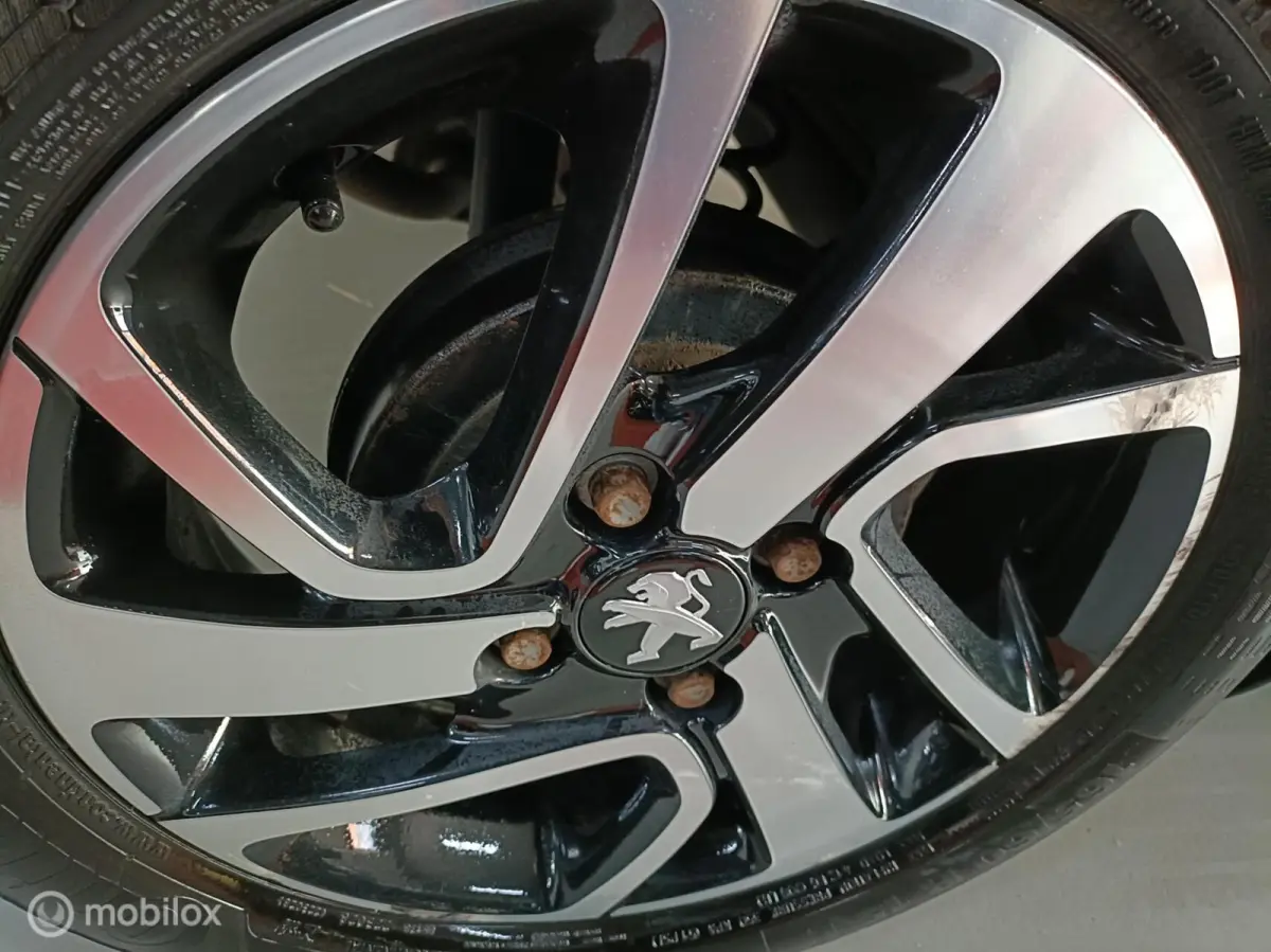 1.0 e-VTi Allure 2021 CARPLAY AIRCO ELEK RAMEN VELGEN NW APK 5 DEURS