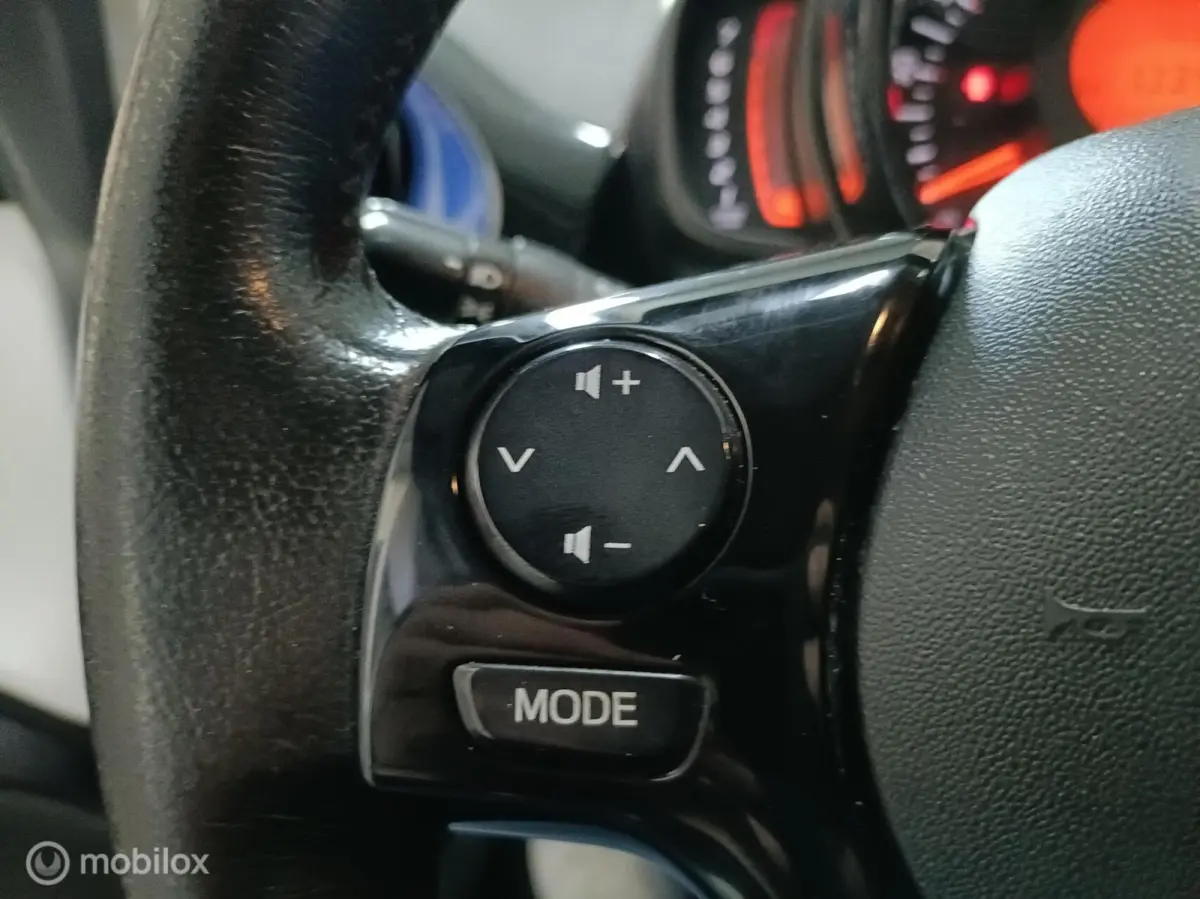 1.0 e-VTi Allure 2021 CARPLAY AIRCO ELEK RAMEN VELGEN NW APK 5 DEURS