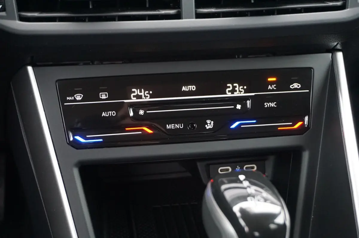 1.0 TSI 115pk DSG Life Edition | Keyless | Achteruitrijcamera | Apple Carplay & Android Auto