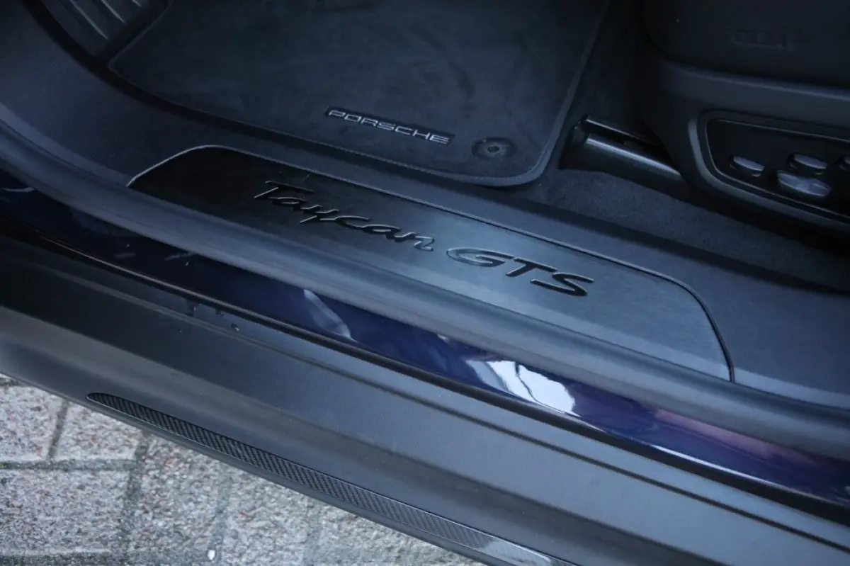 GTS 93,4 kWh | PCCB | Burmester | Carbon | Sport Chrono | Panorama | NL-auto