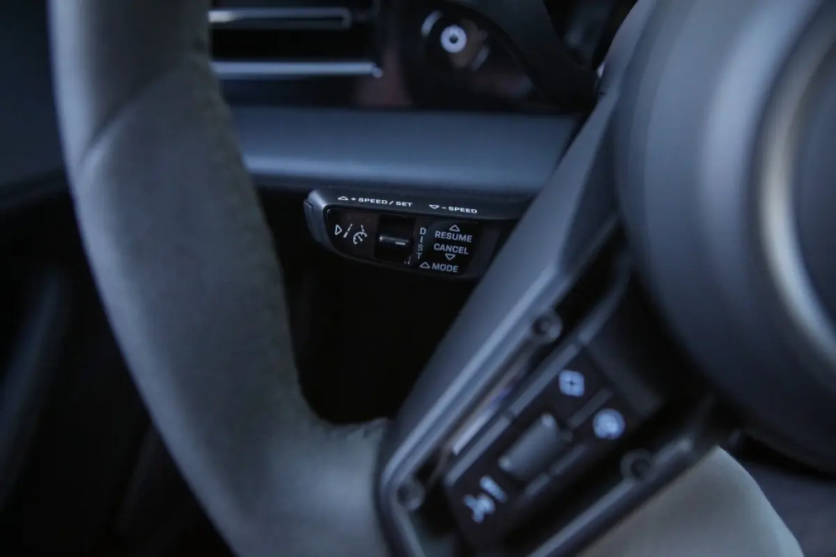 GTS 93,4 kWh | PCCB | Burmester | Carbon | Sport Chrono | Panorama | NL-auto