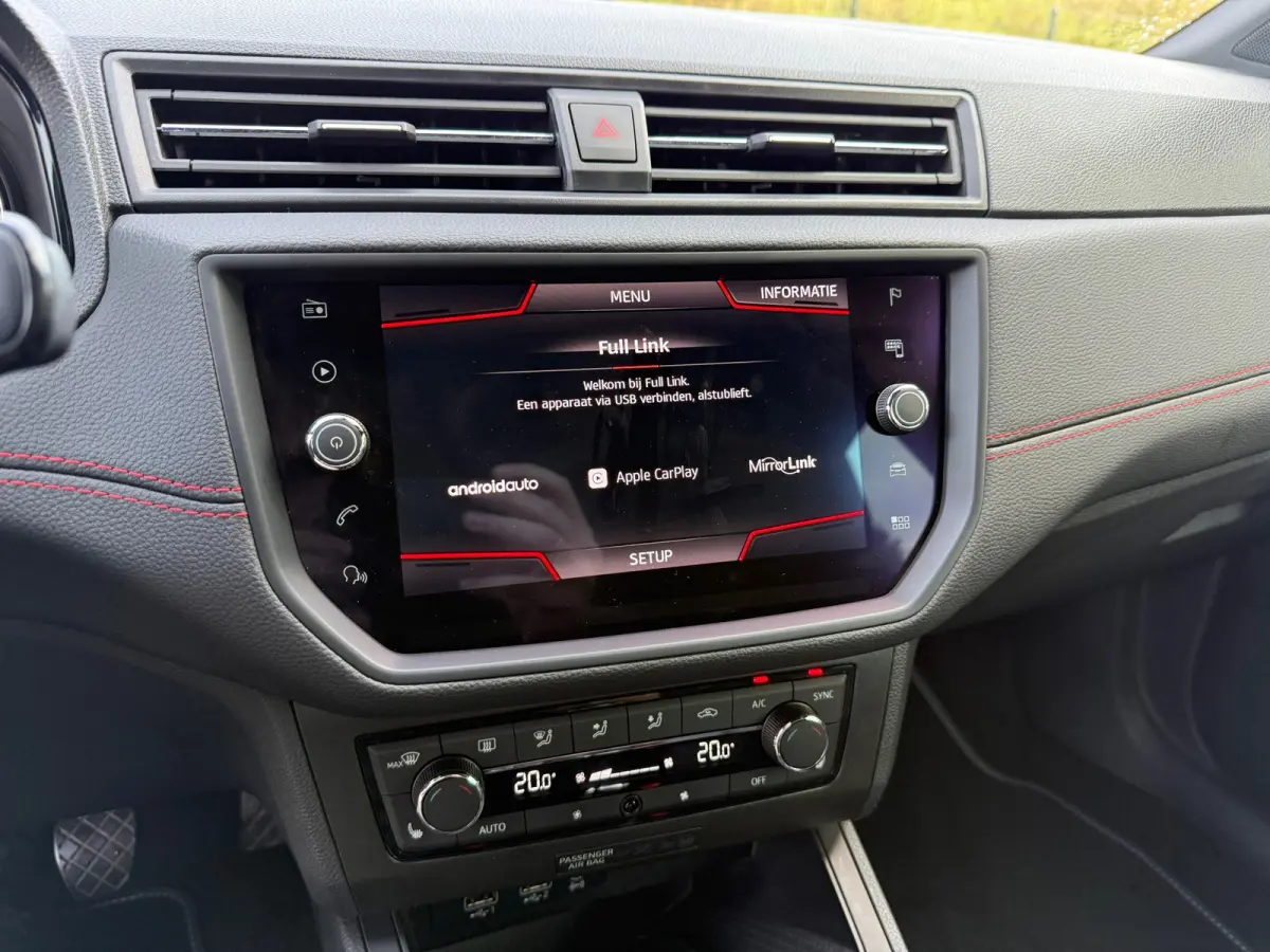 1.0 TSI FR 116PK I 6BAK I CARPLAY I CAMERA I LED I PDC I CRUISE I NWE APK