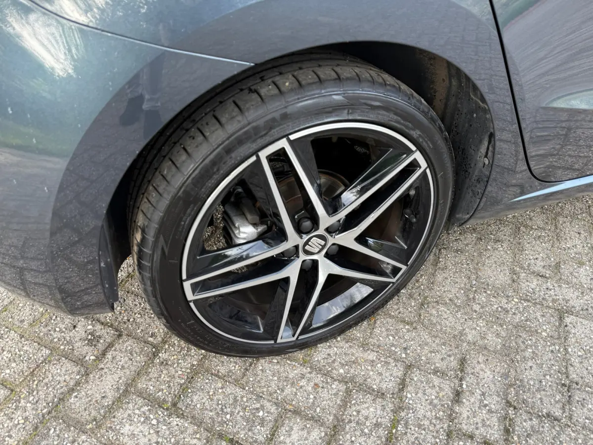 1.0 TSI FR 116PK I 6BAK I CARPLAY I CAMERA I LED I PDC I CRUISE I NWE APK