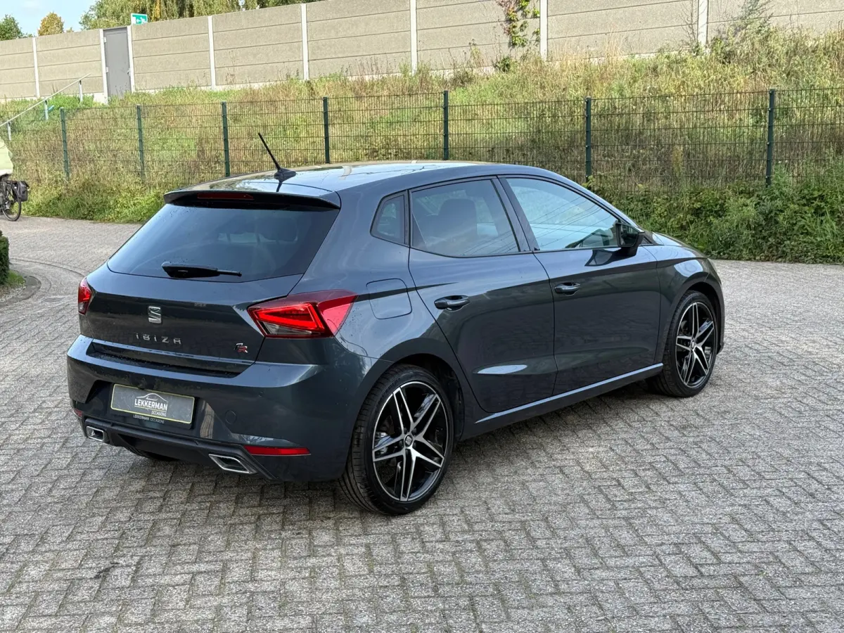 1.0 TSI FR 116PK I 6BAK I CARPLAY I CAMERA I LED I PDC I CRUISE I NWE APK