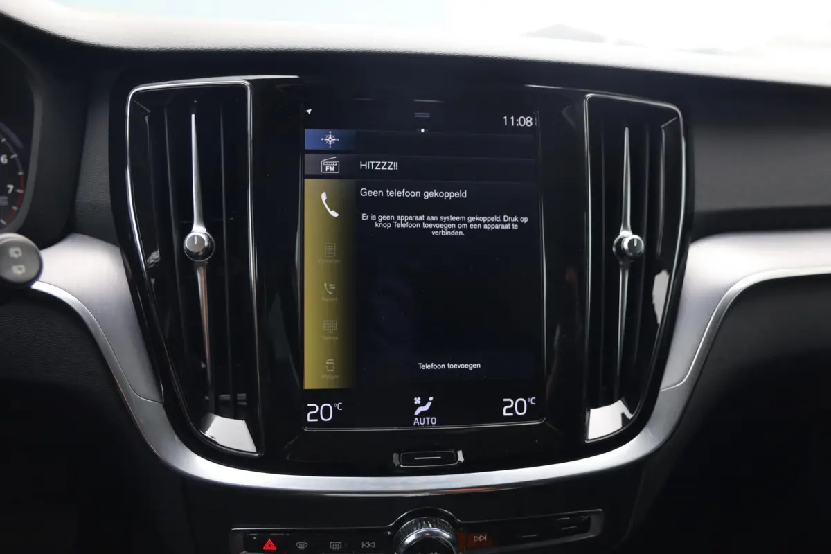 2.0 B3 Momentum Advantage|Automaat|Trekhaak|Applecarplay/android auto|Camera|Cruise control