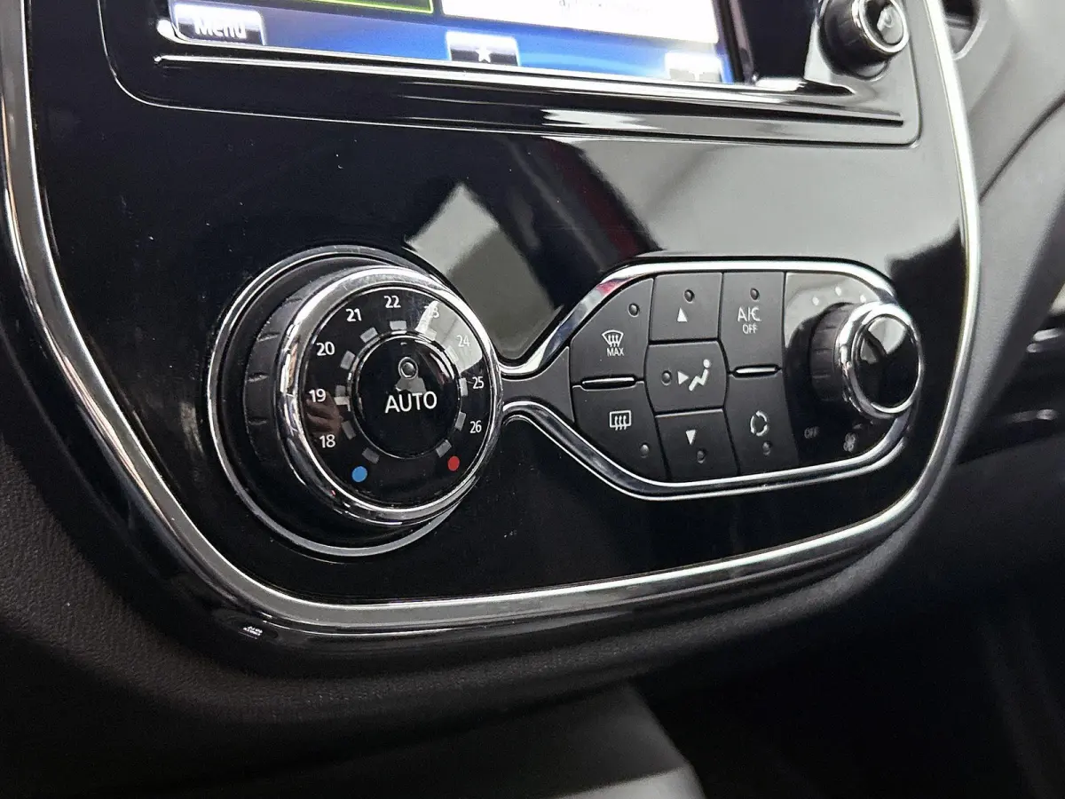 0.9 TCe Dynamique | Airconditioning | Cruise Control | Navigatie | Achteruitrijcamera | Parkeersensoren |