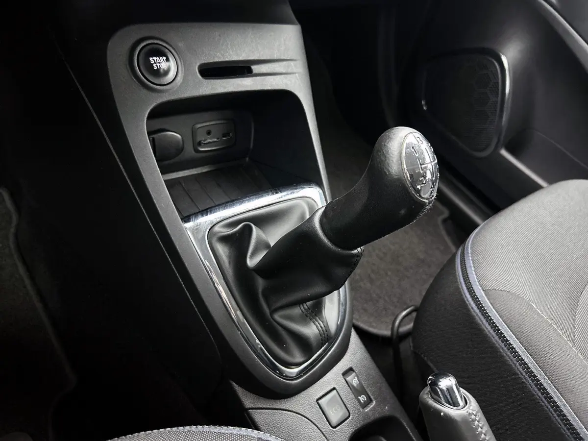 0.9 TCe Dynamique | Airconditioning | Cruise Control | Navigatie | Achteruitrijcamera | Parkeersensoren |