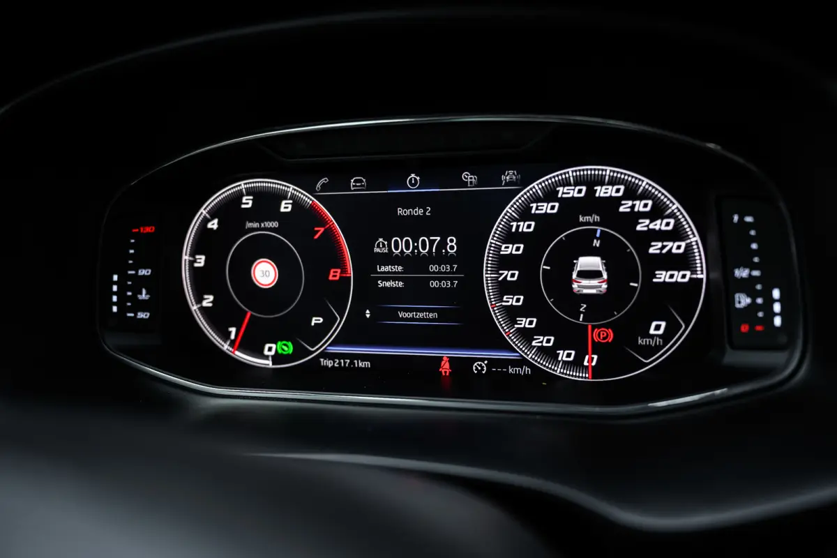 2.0 TSI CUPRA R 4DRIVE |Pano|Carbon|Brembo|Beats|