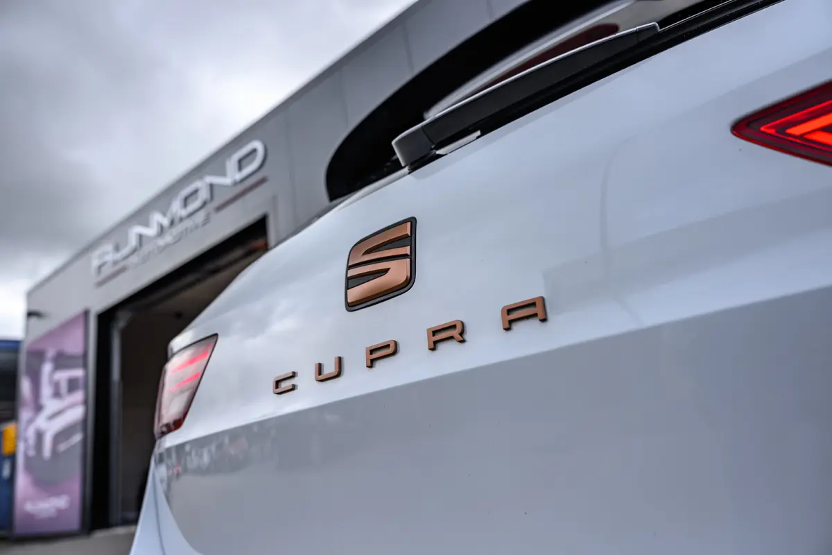 2.0 TSI CUPRA R 4DRIVE |Pano|Carbon|Brembo|Beats|