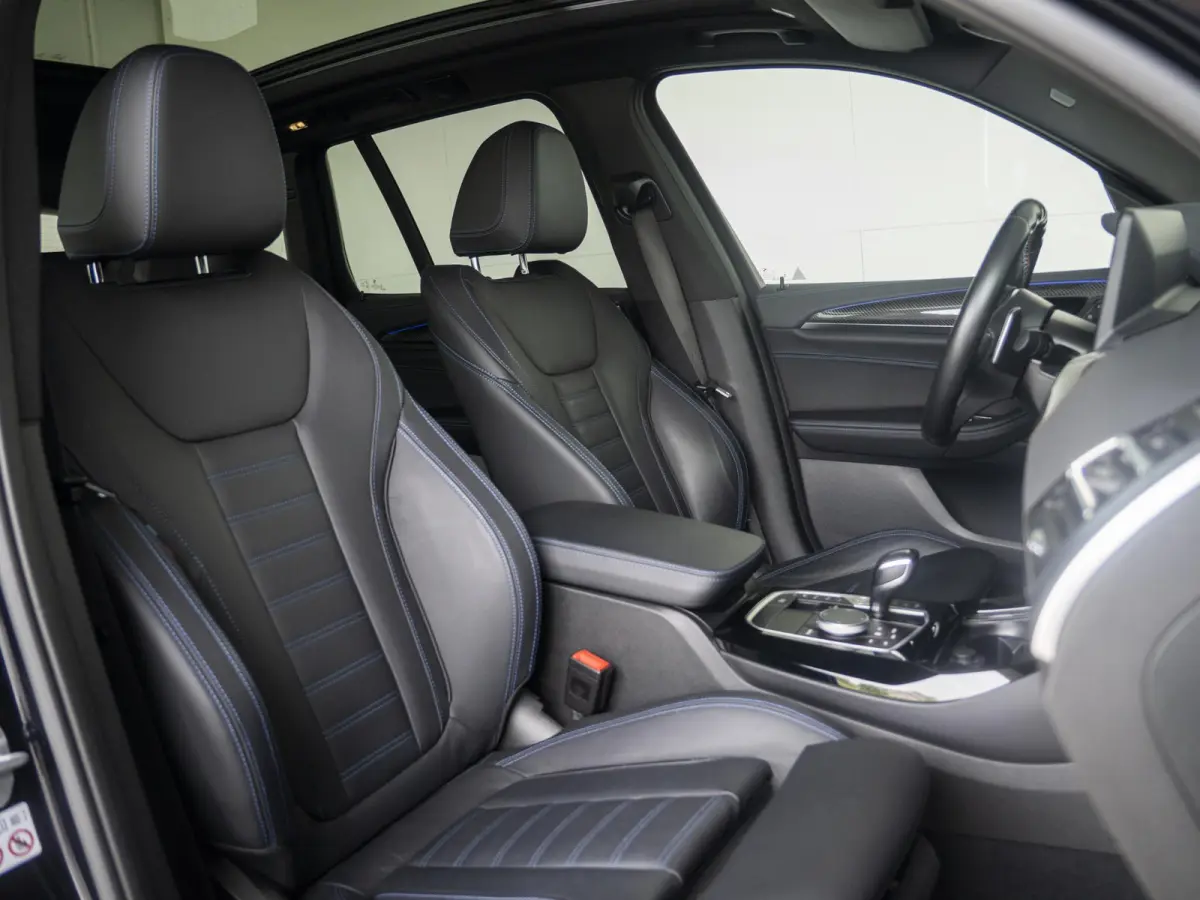 M40i xDrive | M Sportpakket | BMW Laserlight | 21 inch | Glazen schuifkanteldak