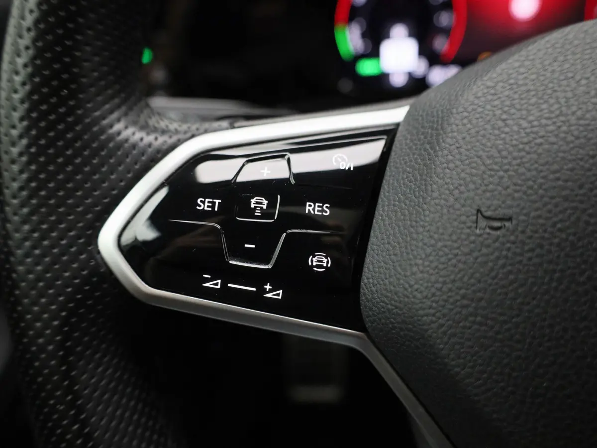 1.4 eHybrid GTE | PANORAMADAK | IQ | HUD |PARKEERSENSOREN | STOELVERWARMING |