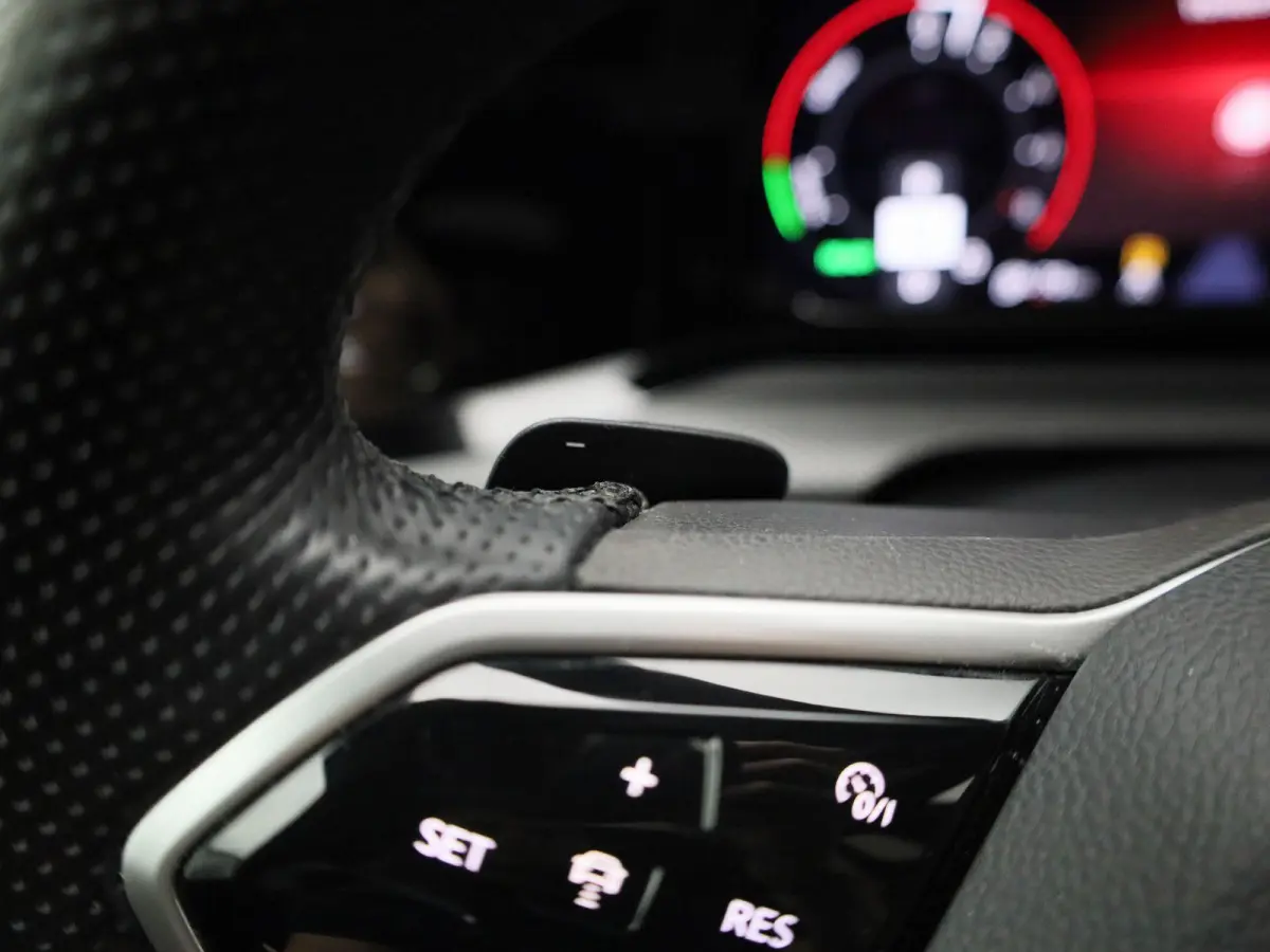 1.4 eHybrid GTE | PANORAMADAK | IQ | HUD |PARKEERSENSOREN | STOELVERWARMING |