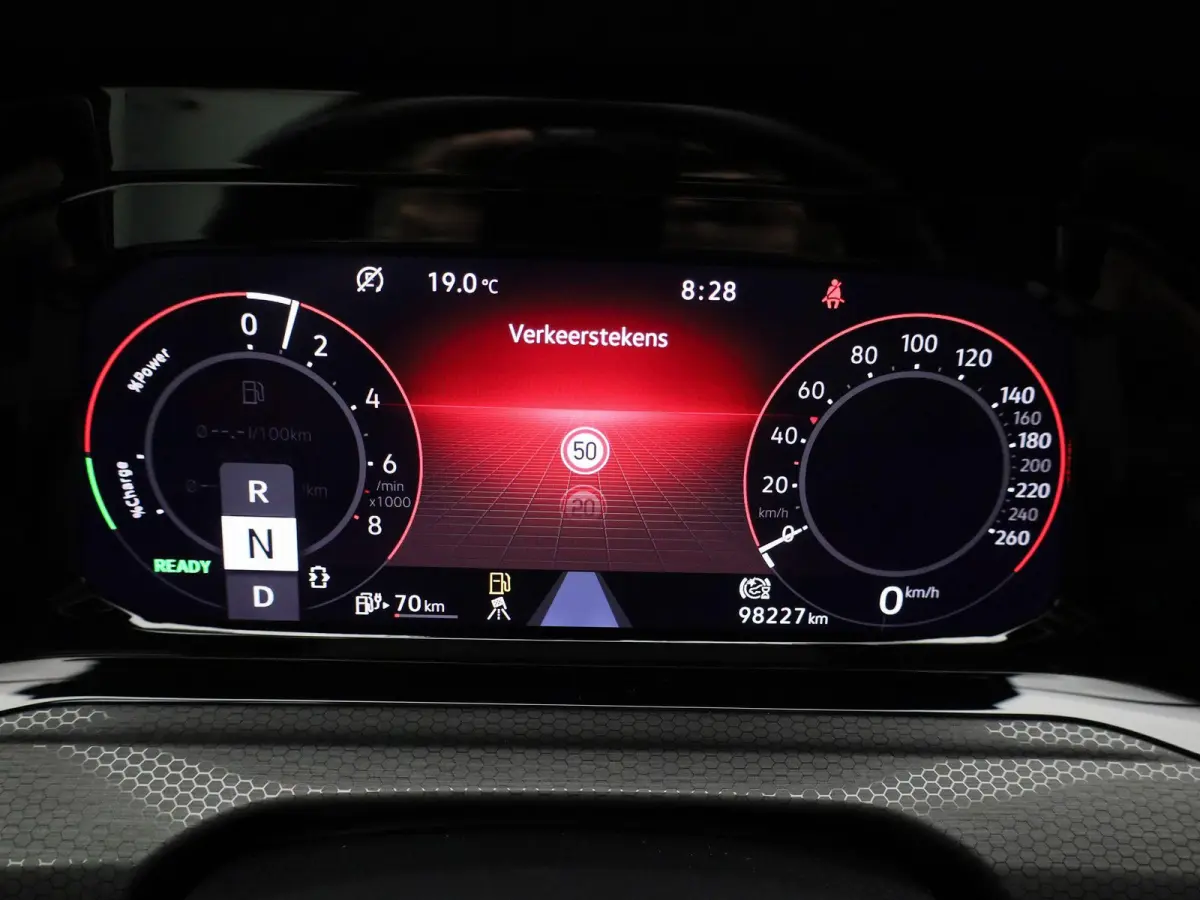 1.4 eHybrid GTE | PANORAMADAK | IQ | HUD |PARKEERSENSOREN | STOELVERWARMING |