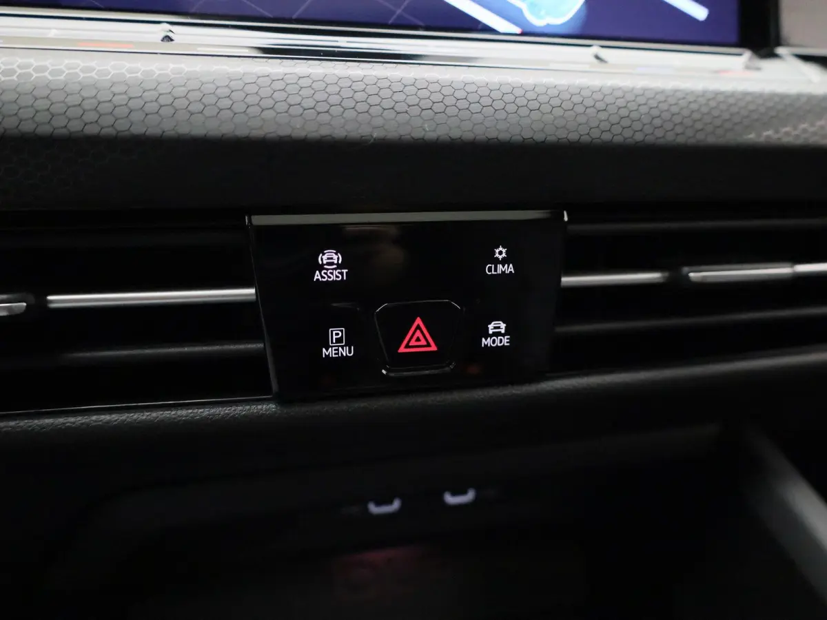 1.4 eHybrid GTE | PANORAMADAK | IQ | HUD |PARKEERSENSOREN | STOELVERWARMING |