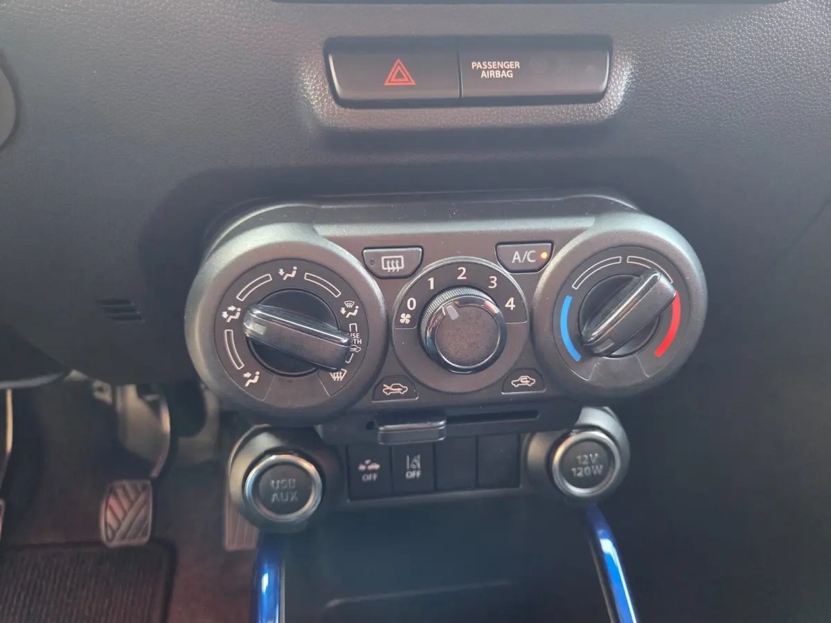 1.2 Smart Hybrid Select Camera/ LM velgen/ Carplay- Android auto/ Rijklaarprijs!